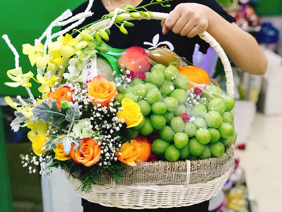 XU HƯỚNG GIỎ TRÁI CÂY QUÀ TẶNG LÊN NGÔI  FUJI FRUIT  Hệ thống hoa quả  sạch nhập khẩu Fuji